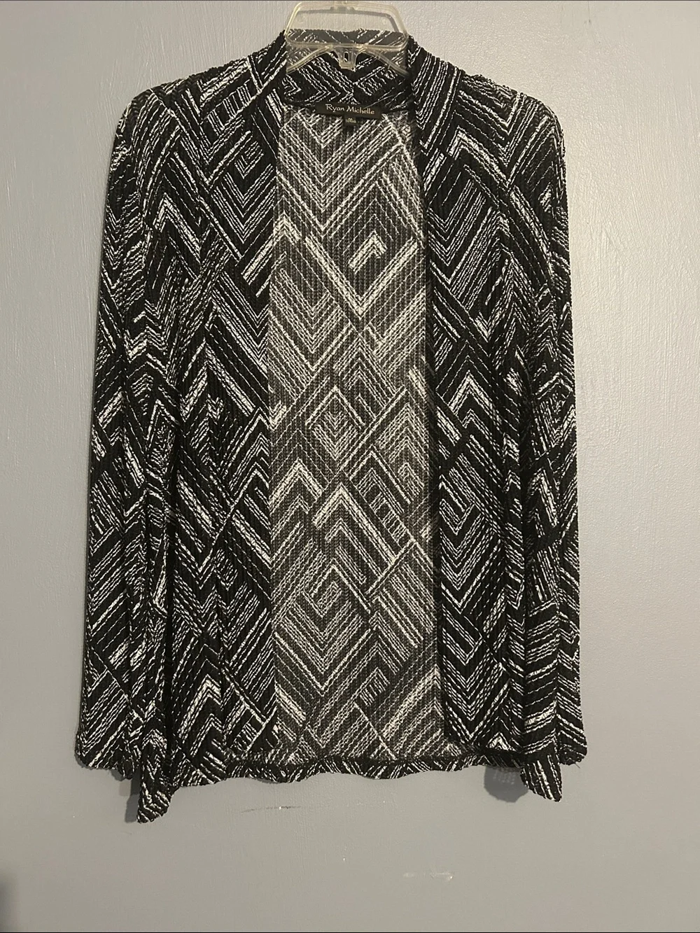 Ryan Michael Black & White Geometric Open-Front Women's Cardigan